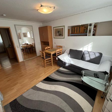 Ruhige Geraeumige Wohnung Пфорцхайм Екстериор снимка